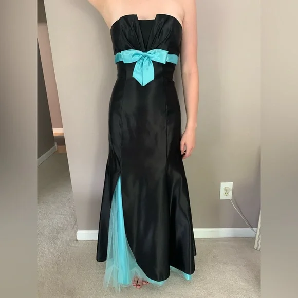 Jessica McClintock | Dresses | Black Aqua Prom Dress Size 5 | Poshmark Jessica McClintock | Dresses | Black Aqua Prom Dress Size 5 | Poshmark